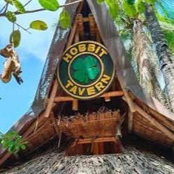 hobbit tavern logo